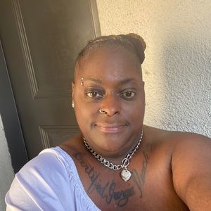 Meet your Posher, Dalonica